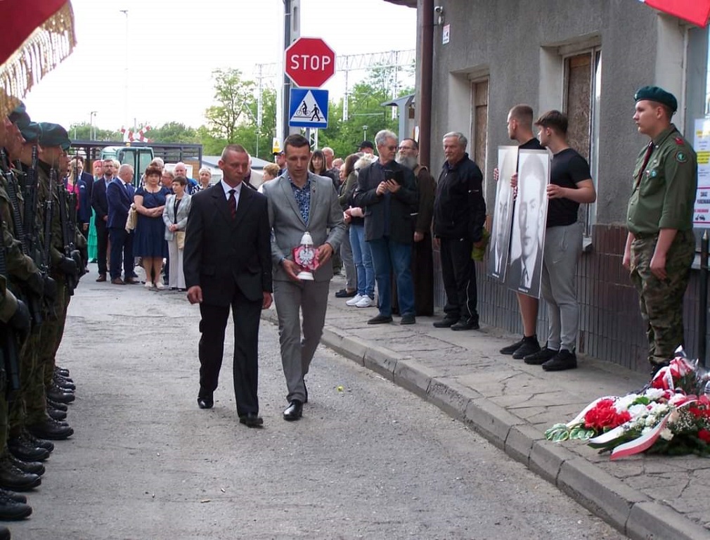 Członkowie ZOR RP w Stalowej Woli  na obchodach 80. rocznicy likwidacji Kedywu AK  tzw. „Górki” w Rozwadowie - dzielnicy Stalowej Woli